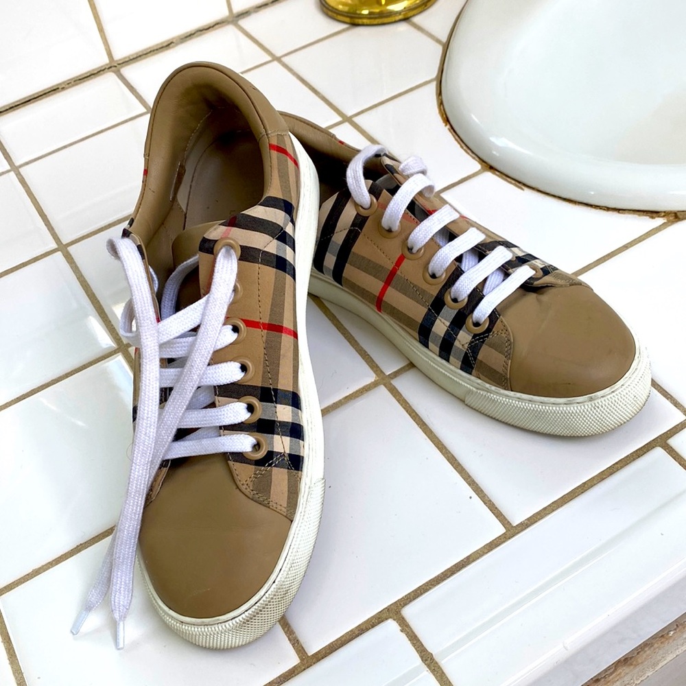 Burberry sneakers. Hardly worn size 8.